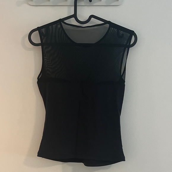 Abercrombie & Fitch Black Sleeveless Mesh Blouse - Picture 4 of 5